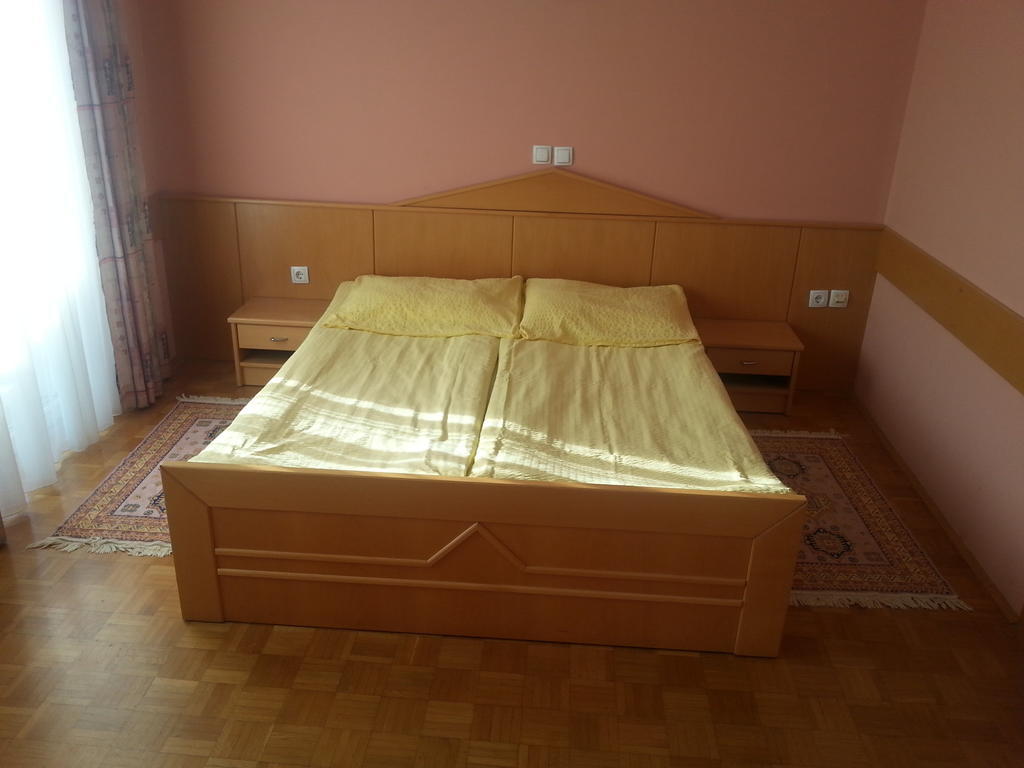 Penzion Zeleni Kakadu Марибор Номер фото