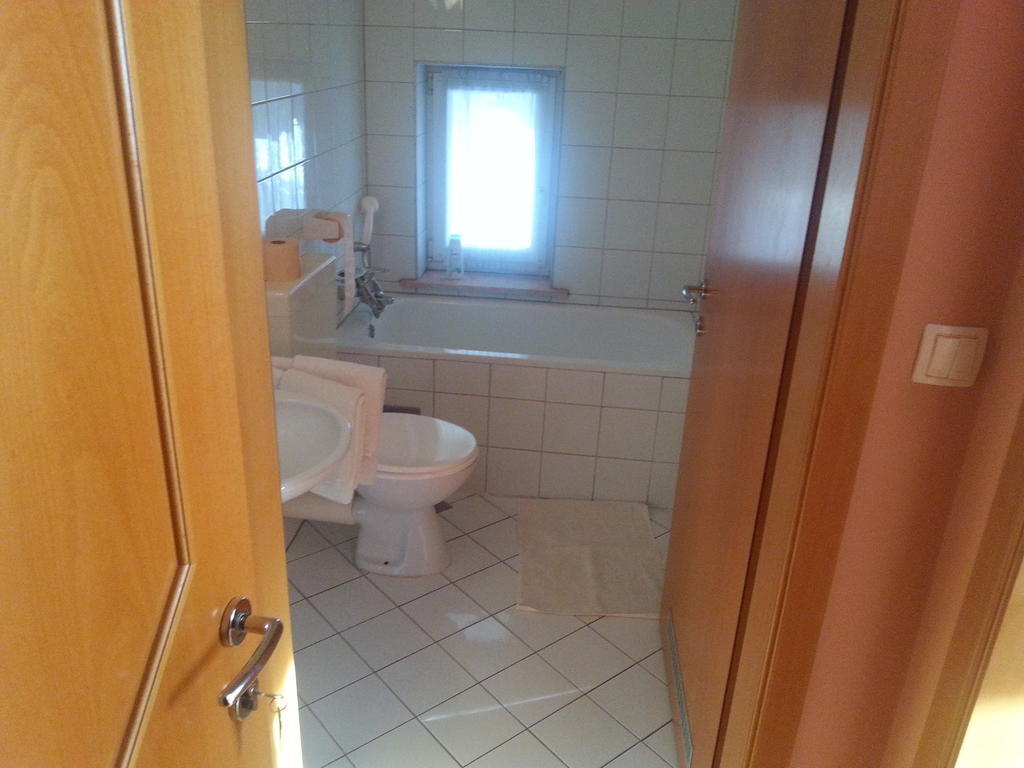 Penzion Zeleni Kakadu Марибор Номер фото